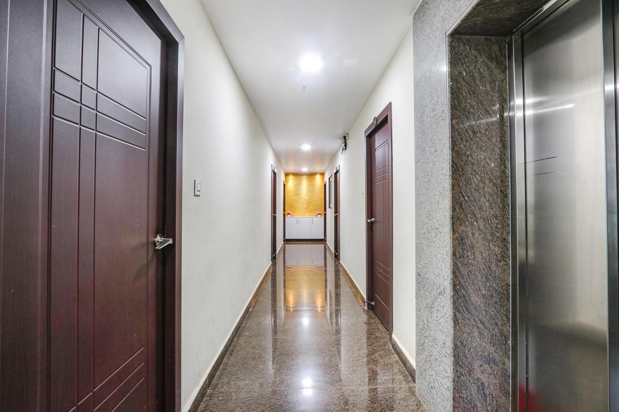 Fabhotel The Sunrise Inn - Nr Gayatri Vidya Parishad College Of Engineering Visakhapatnam Exterior photo