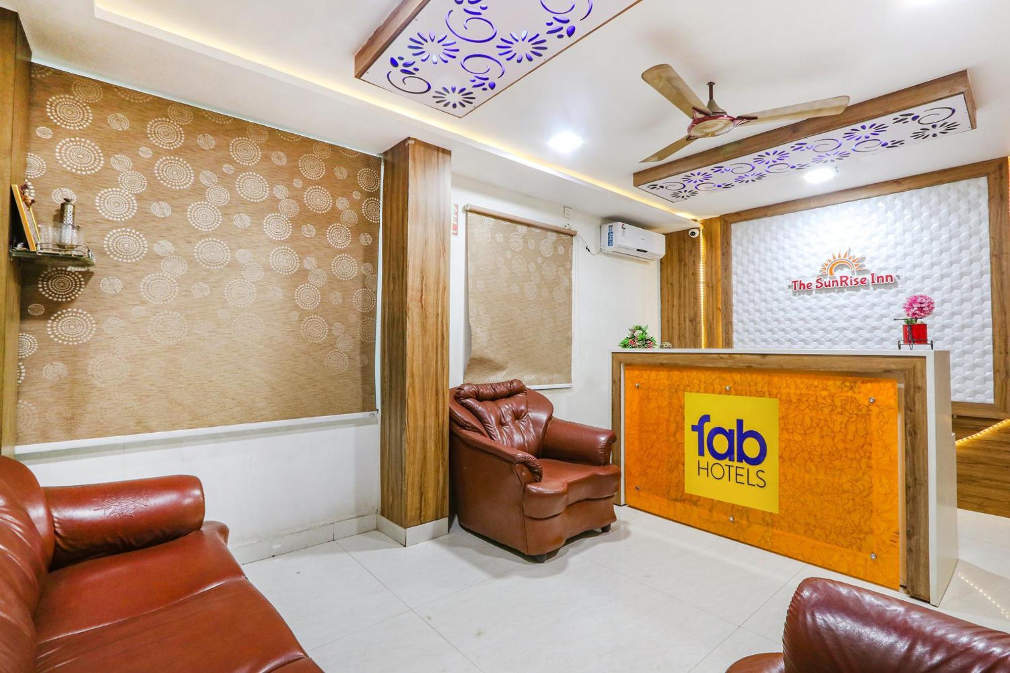 Fabhotel The Sunrise Inn - Nr Gayatri Vidya Parishad College Of Engineering Visakhapatnam Exterior photo