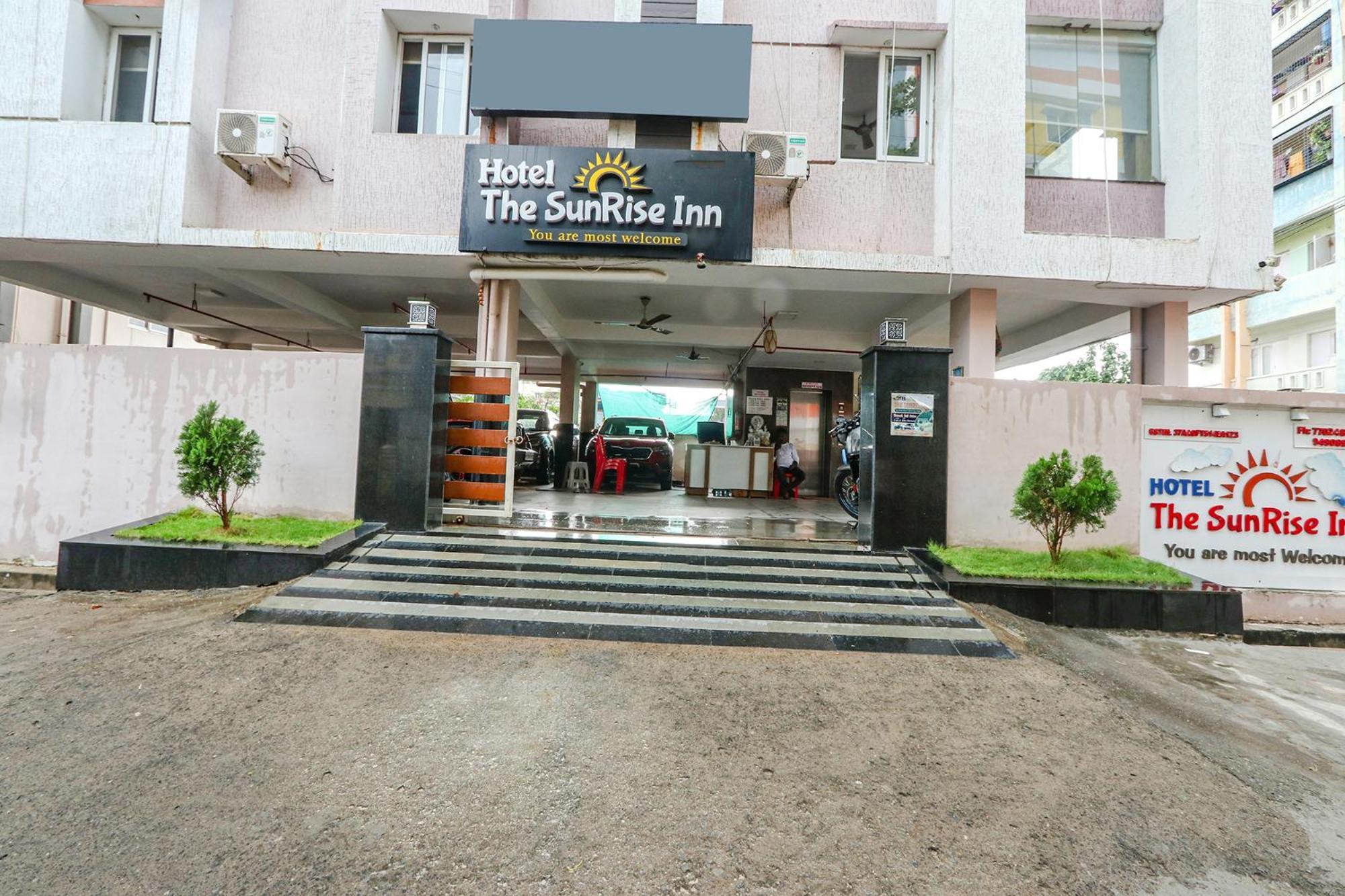 Fabhotel The Sunrise Inn - Nr Gayatri Vidya Parishad College Of Engineering Visakhapatnam Exterior photo
